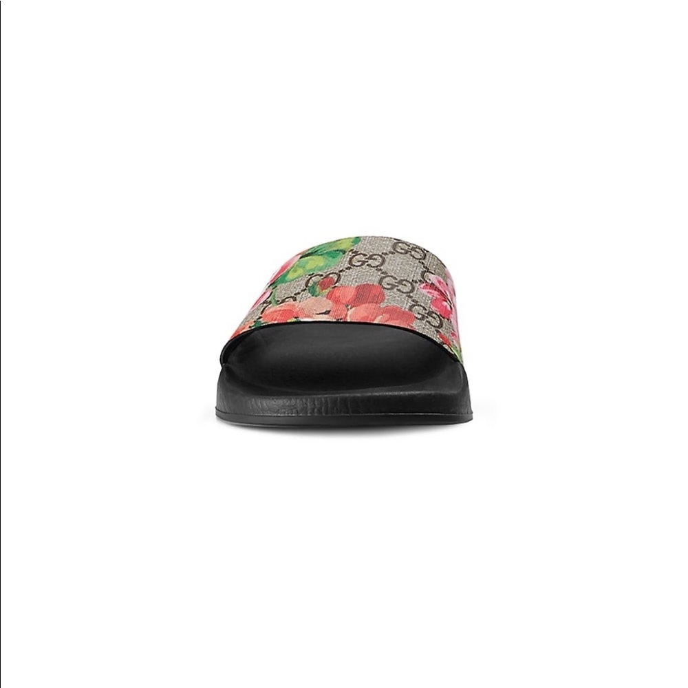 Gucci Bloom Supreme Slide Sandals - Brand new , never worn . Size 5 available - Picture 3 of 6